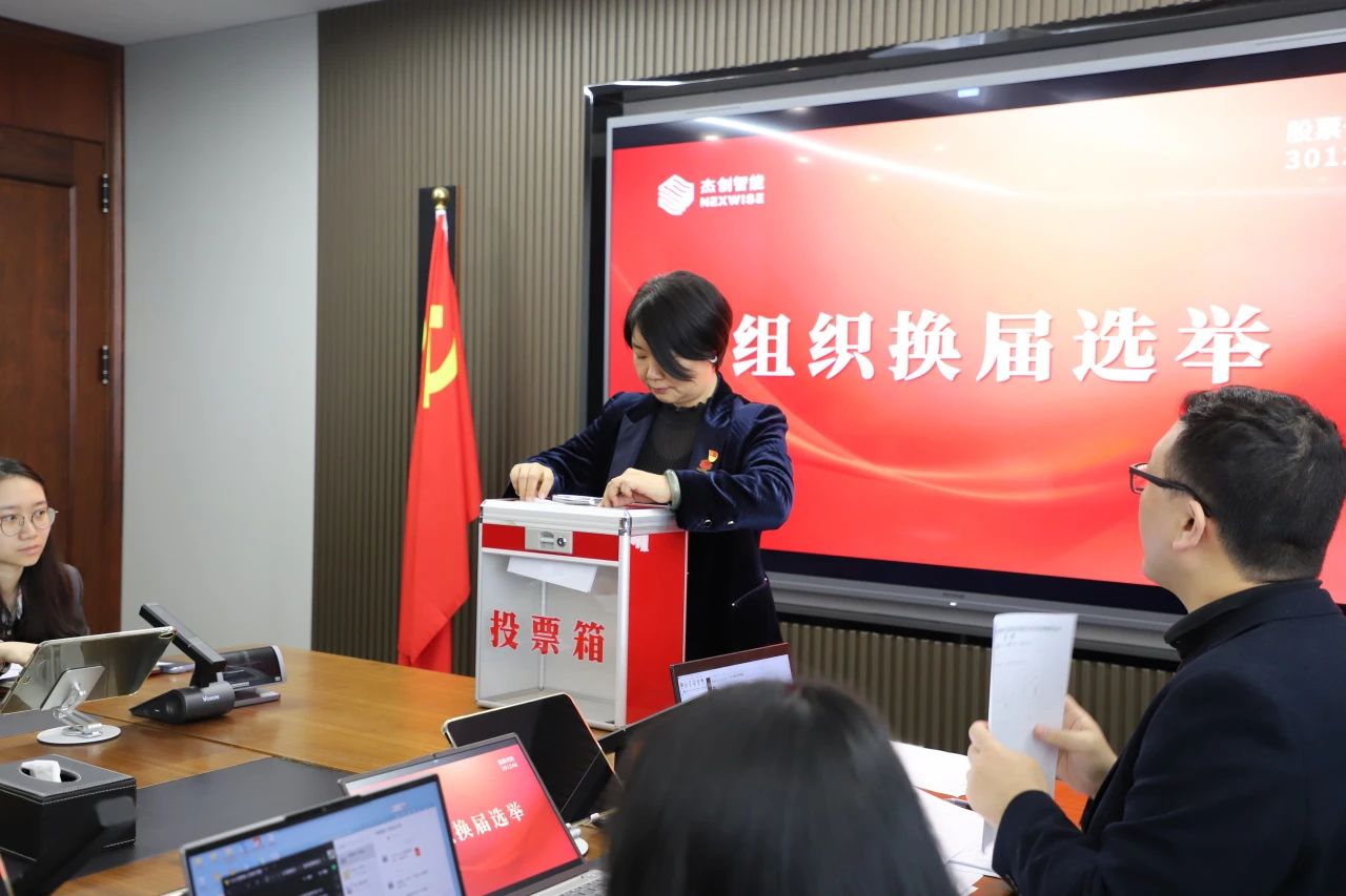 08e358b900a4c24663a83d4a37c02b59